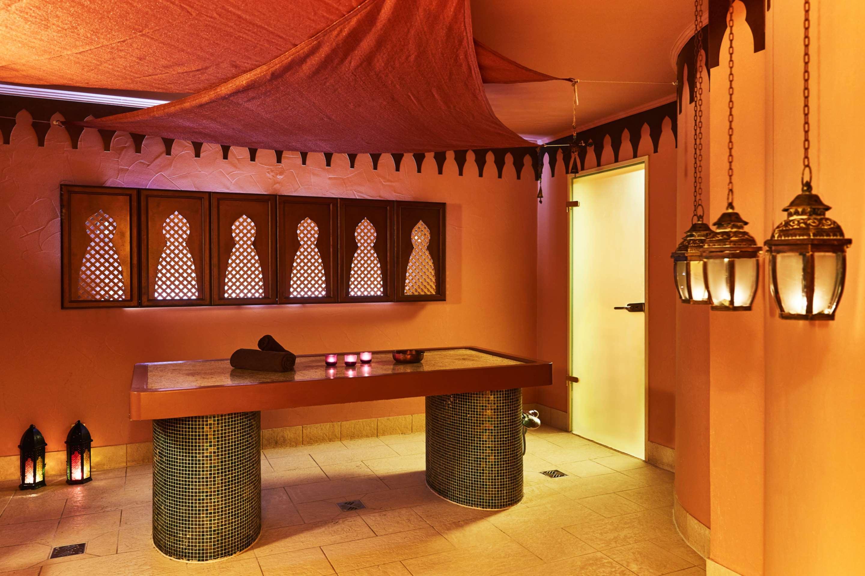 Steigenberger Hotel & Spa Bad Pyrmont Exterior photo The spa at the Emirates Palace